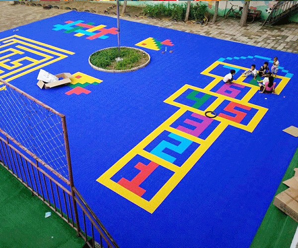 安装幼儿园塑胶拼装地板也是一门学问